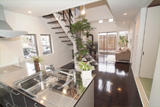 �ѥ쥹������ʿ��